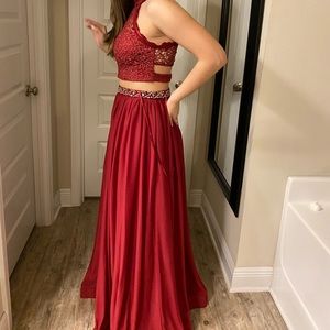 My Michelle Size 11 maroon prom dress